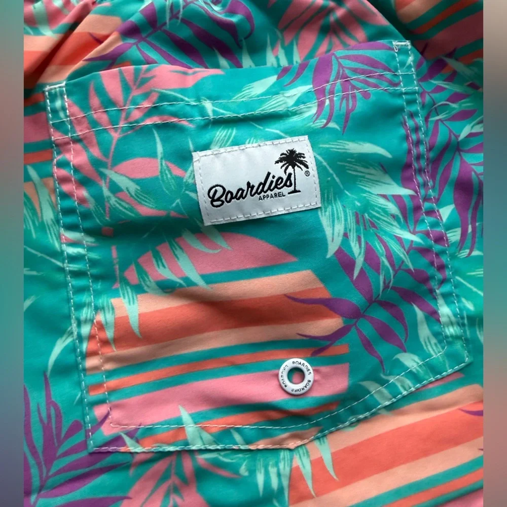 Boardies Apparel Men’s Swim Trunks Medium Tropical Palm Print Lined Shorts